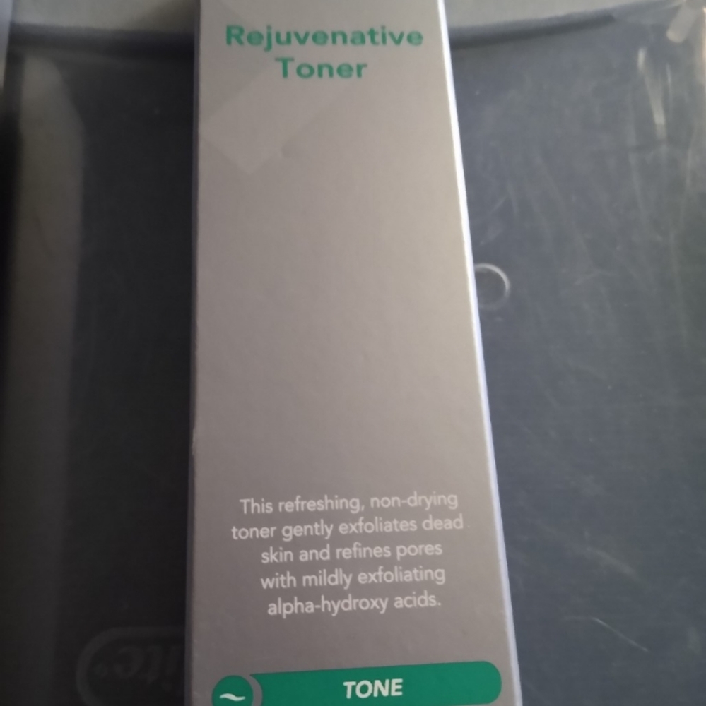 Skin Medica rejuvinati ng toner